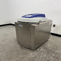 Systec VX-65 Autoclave image 1